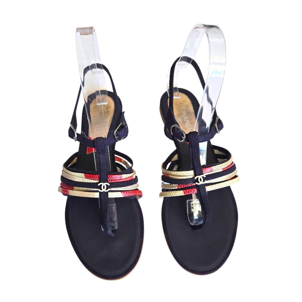 Chanel Interlocking CC Pearl Logo 2011 Dark Navy Blue Gladiator Sandals 37.5 - Picture 2 of 10